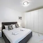 Valley View Pool In St Julians Apartman *