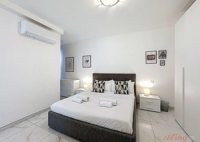 Valley View Pool In St Julians *