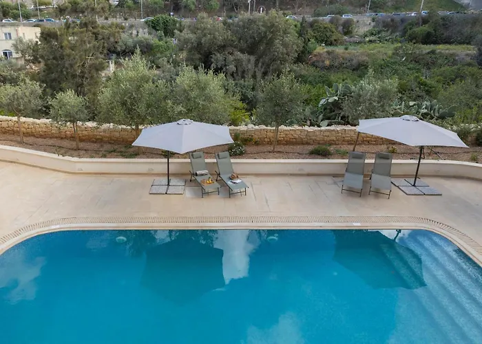 Valley View Pool In St Julians Apartament St. Julian's